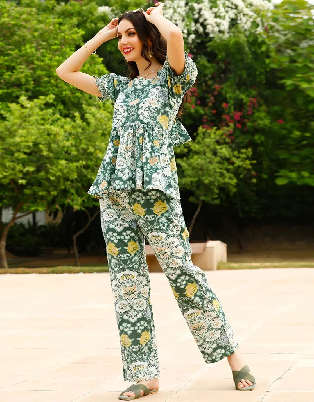 Glamorous Green Cotton Blend Beautiful Readymade Co-Ord Top With Bottom Set Suit Design Pant Trendy Printed Leggings