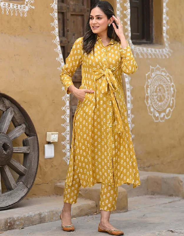 Contemporary Musterd Yellow Pure Maslin All Season Designer Pure Maslin Heavy Digital Print Musterd Yellow Kurti & Bottom Straight Design Pant High-Waist Jeans