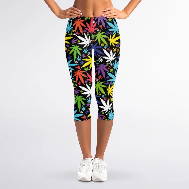 Colorful Weed Leaf Pattern Print Women's Capri Leggings Elegant Metallic Leggings